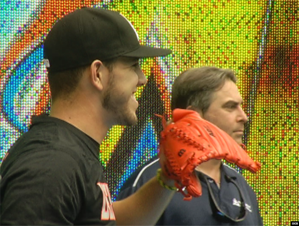 José Fernández dijo a Martinoticias, que con un poco de suerte y disciplina en el entrenamiento, podría regresar a lanzar en las Grandes Ligas a mediados de la próxima temporada regular.