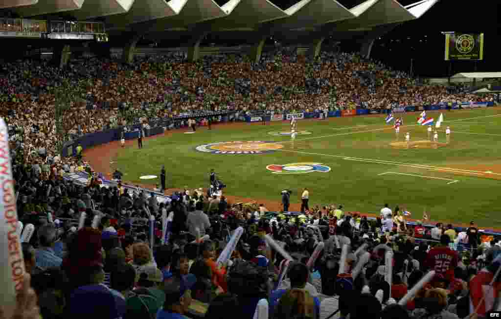 Las autoridades de la Dirección Nacional de Béisbol consideran que las congas están interfiriendo en la concentración de los jugadores.